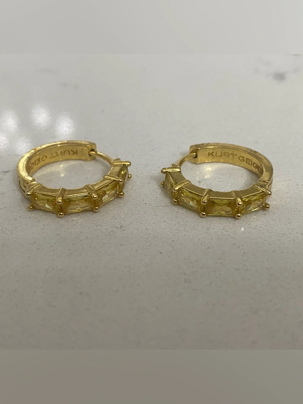 Kurt Geiger Crystal Huggie Hoop Earrings gold-plated brass yellow crystal stones